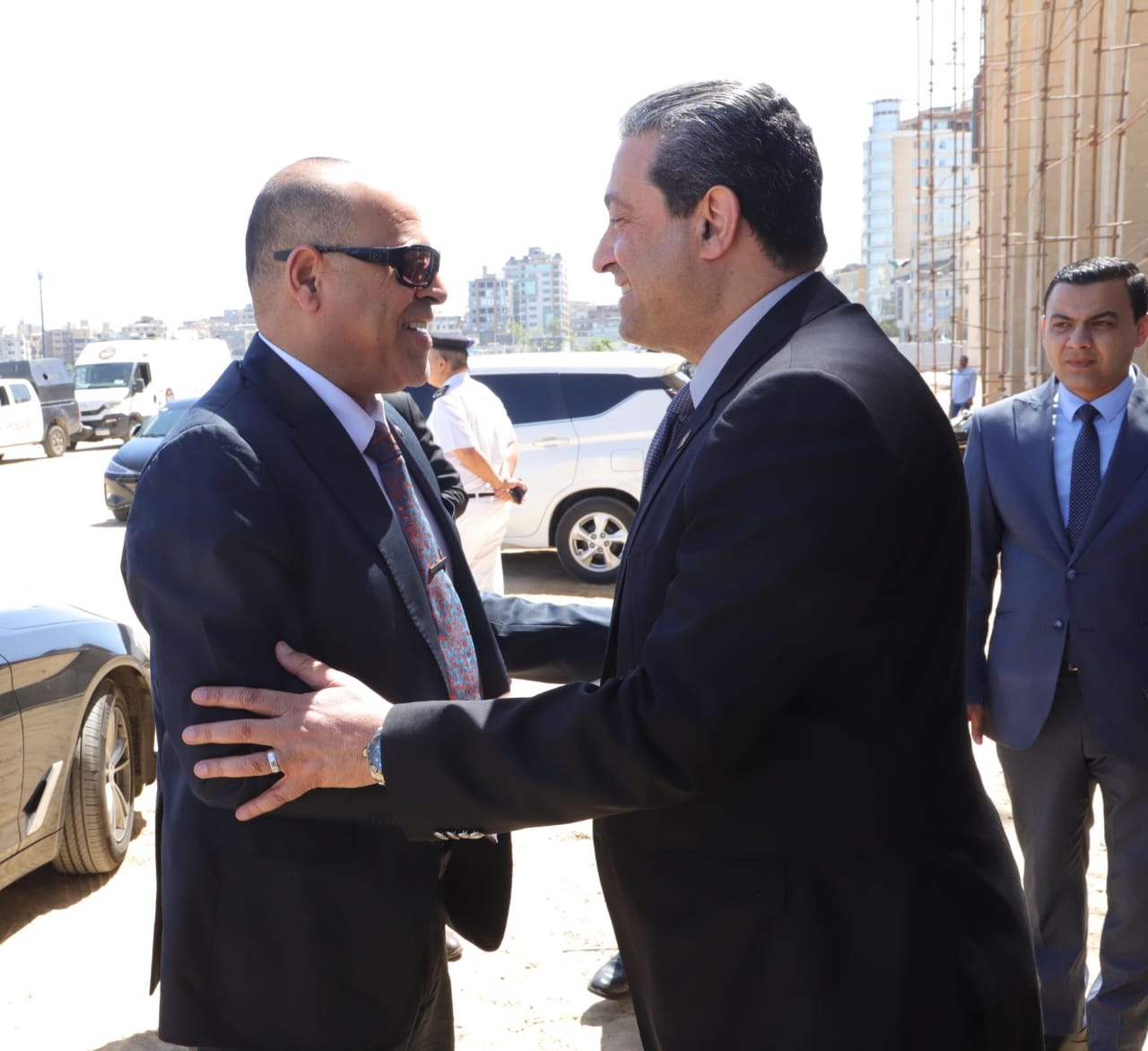 وزير القوى العامله 